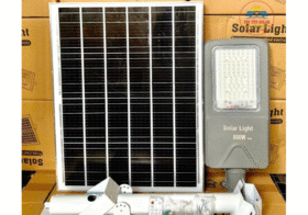 Đèn Năng Lượng Mặt Trời 800W